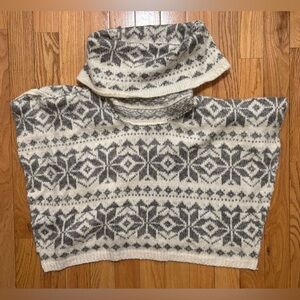 LOVESTITCH Reversible Wool Poncho